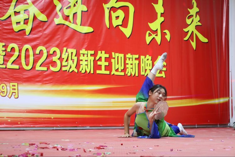 常德德才科技職業(yè)學(xué)校,常德招生就業(yè),電子商務(wù)專業(yè)學(xué)校,專業(yè)學(xué)校報考哪里好 常德德才科技職業(yè)學(xué)校,常德招生就業(yè),電子商務(wù)專業(yè)學(xué)校,專業(yè)學(xué)校報考哪里好